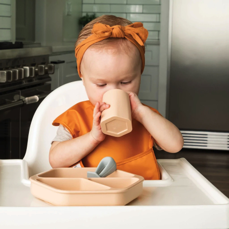 Tiny Twinkle Silikónový tréningový pohárik, 2 ks - Sand / Coral
