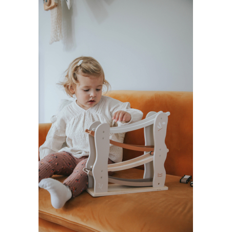 Label Label Car Slider Nougat