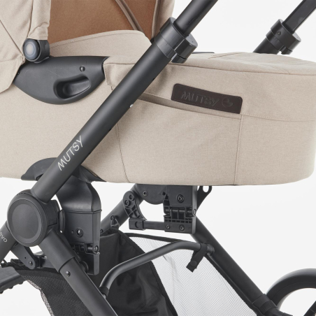 Mutsy EVO carrycot Infinite Sand 2025