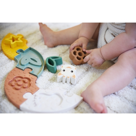 Vulli Moje první puzzle žirafa Sophie